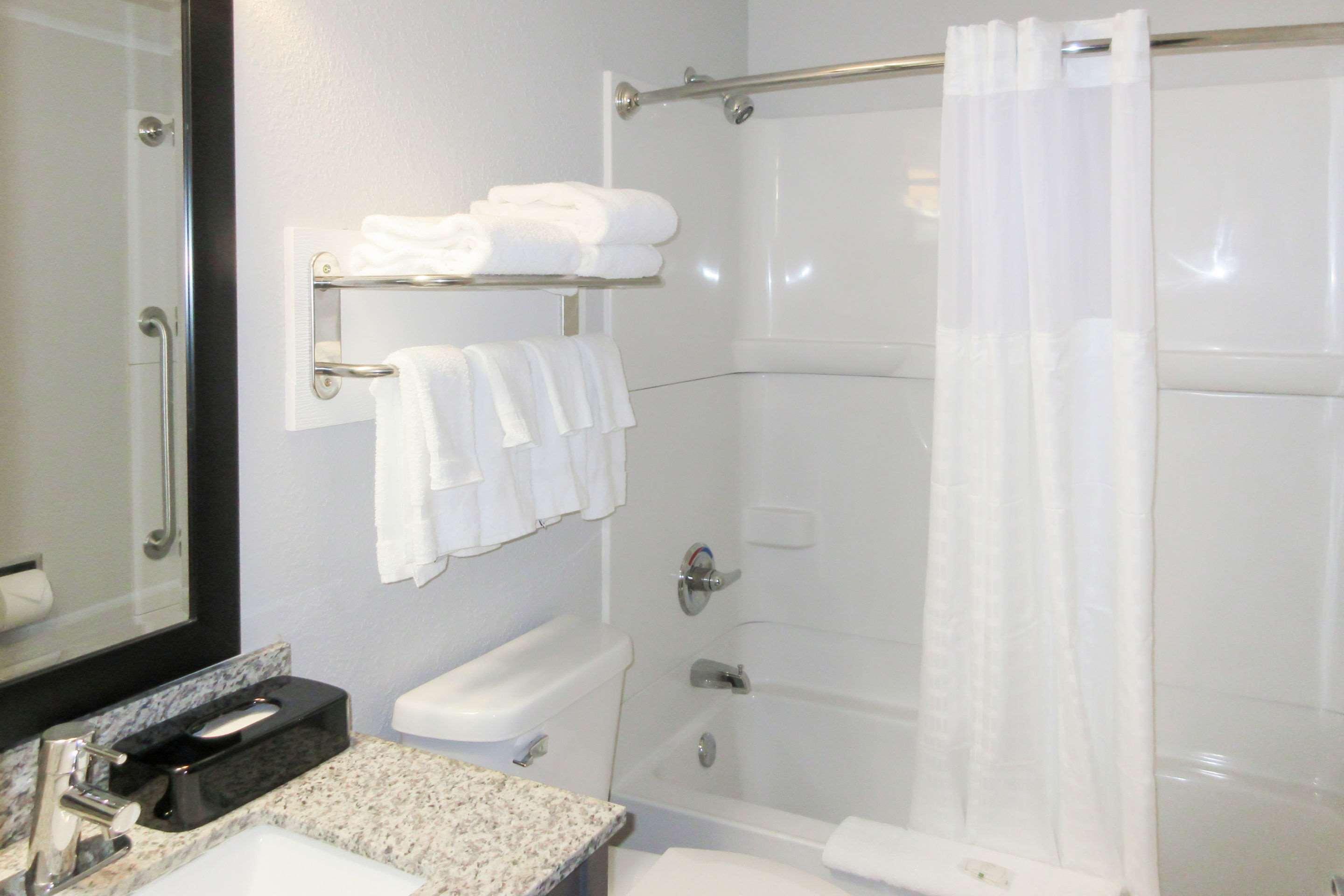 Quality Inn & Suites Hammond Near I-8090 מראה חיצוני תמונה