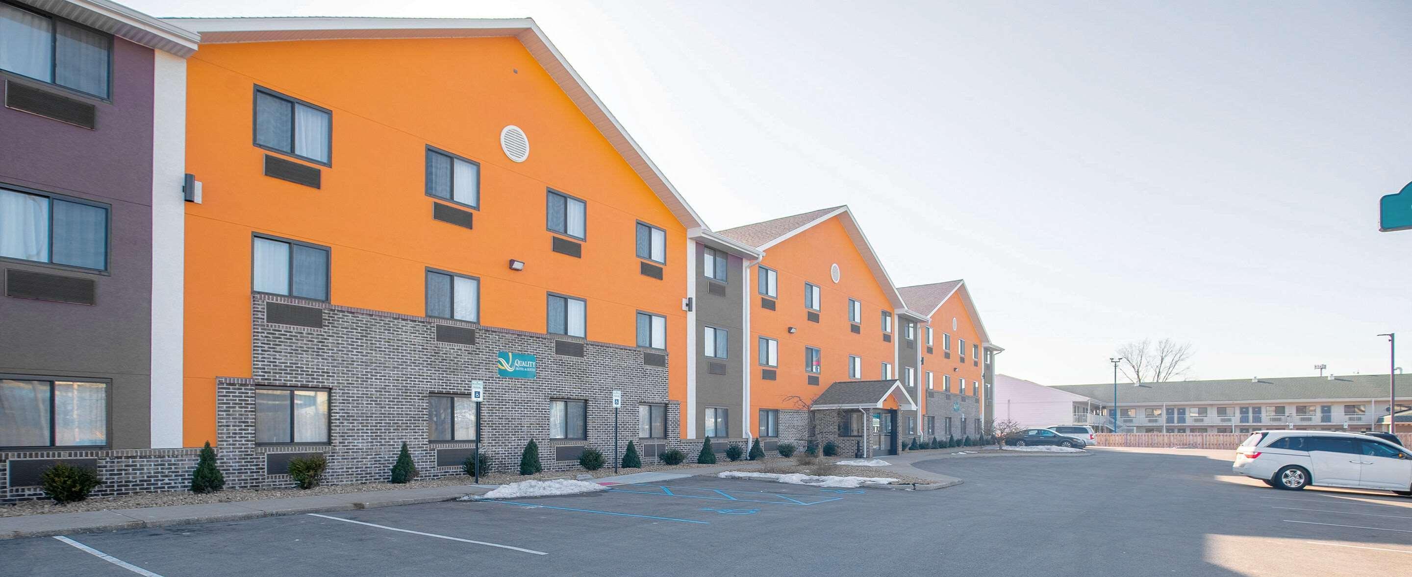 Quality Inn & Suites Hammond Near I-8090 מראה חיצוני תמונה