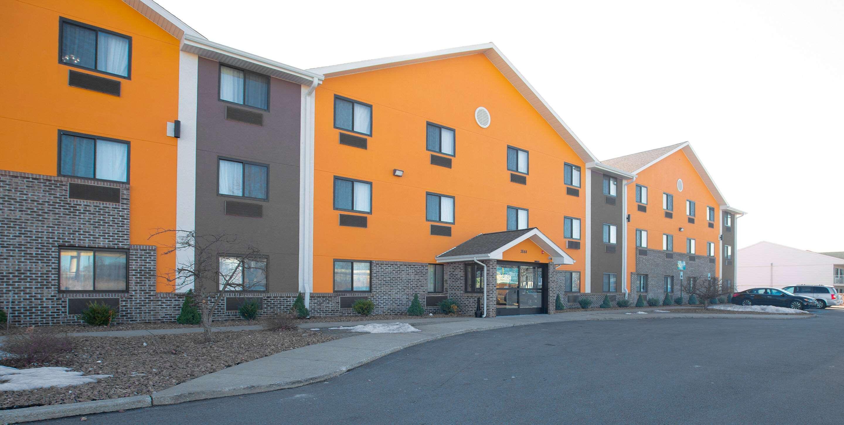 Quality Inn & Suites Hammond Near I-8090 מראה חיצוני תמונה
