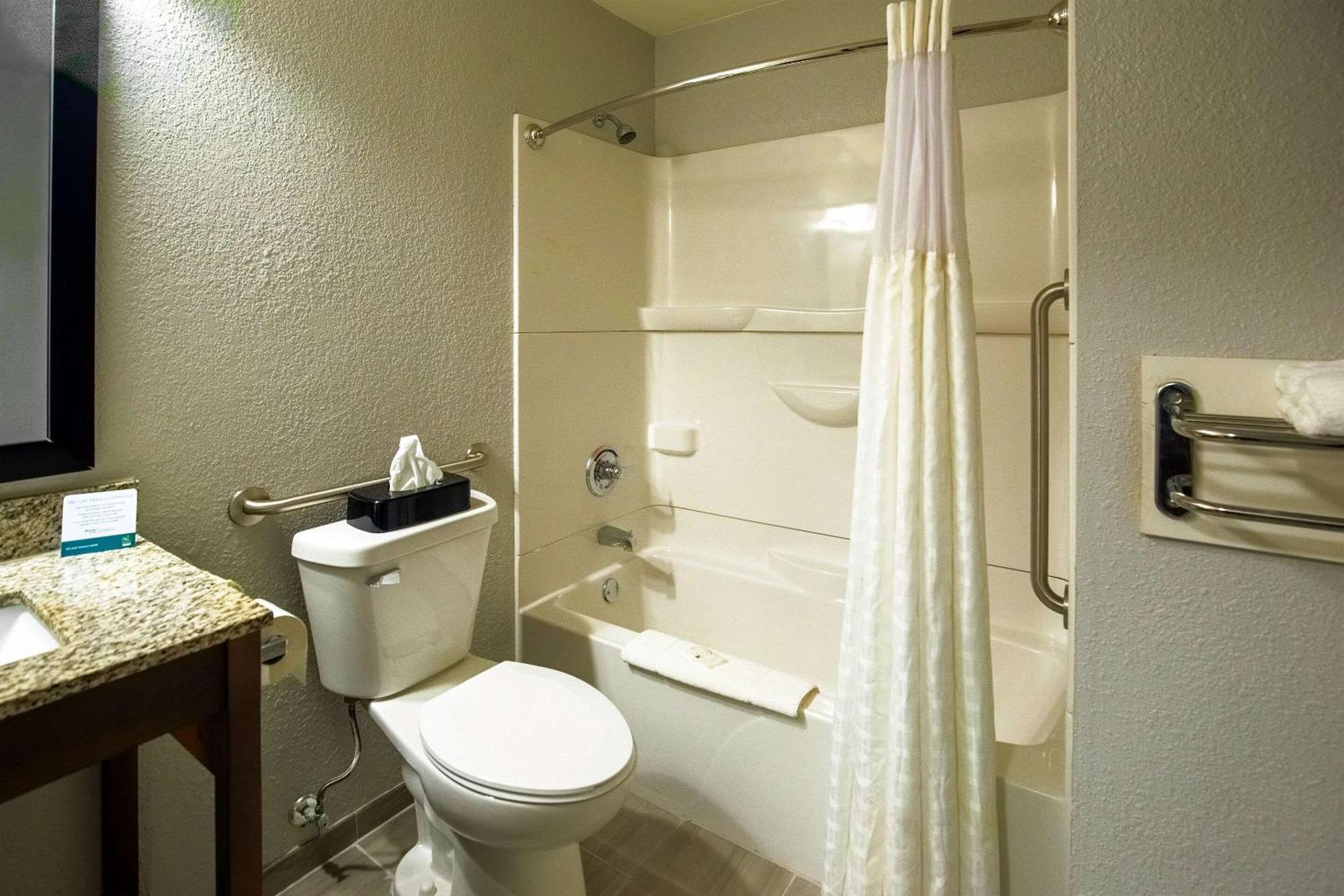 Quality Inn & Suites Hammond Near I-8090 מראה חיצוני תמונה